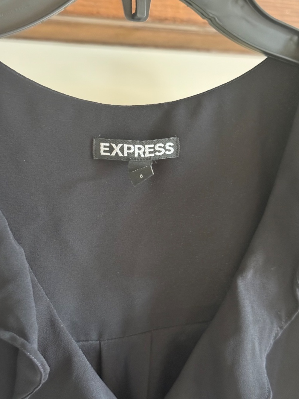 Express Women's Black Playsuit-Romper - Size 6 - Picture 5 of 5